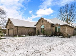 2240 E Powell St, Springfield, MO 65804