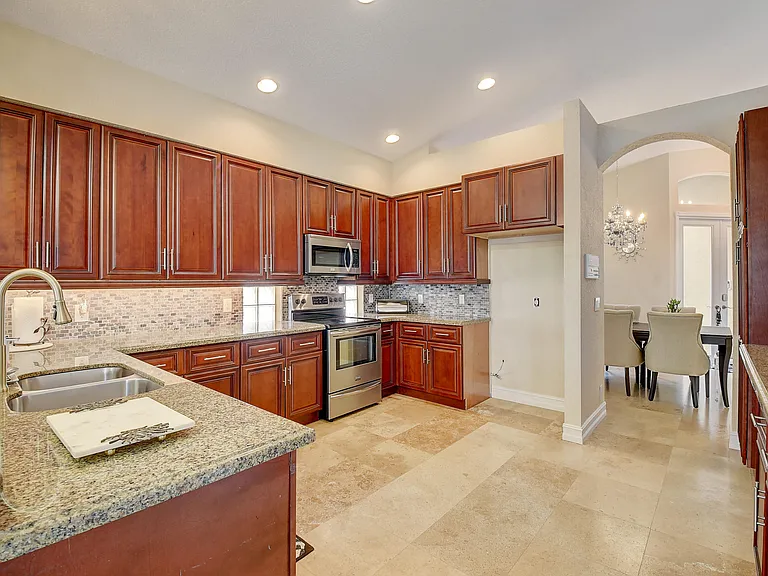 11182 Sea Grass Cir — Photo 9