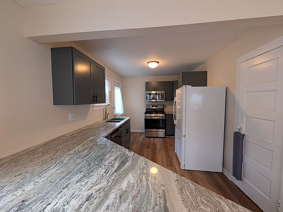 2nd image of 172 Wildmere Rd