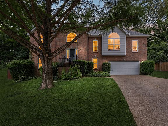 4th image of 113 Autumn Oaks Ct