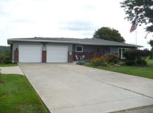 9735 Hamot Rd, Waterford, PA 16441