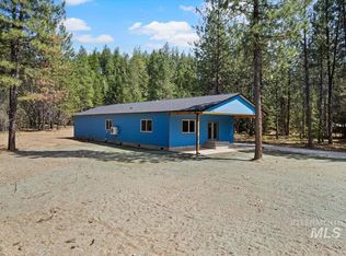 165 Smokewood Dr, Athol, ID 83801