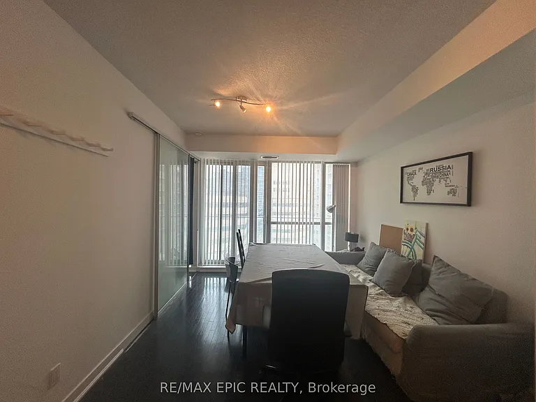 770 Bay St #702 — Photo 7