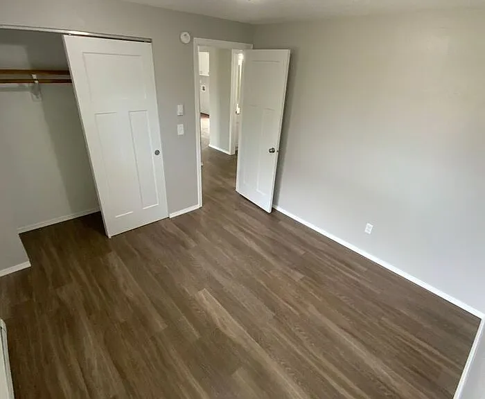 4315 S Warner St — Photo 8