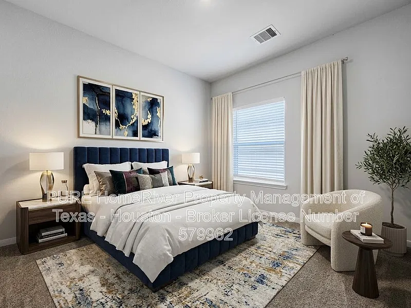 3 bed, 2.0 bath, 1389 sqft, $2,095 — Photo 3