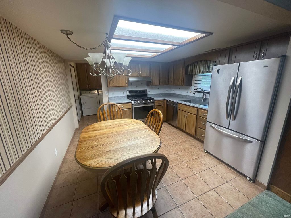 5619 Breconshire Dr, Fort Wayne, IN - View 4