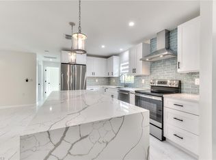 9239 Kincaid Ct, Sanibel, FL 33957