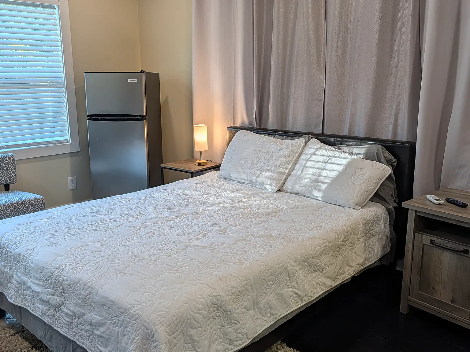 Studio, 360 sqft, $1,600 — Photo 2