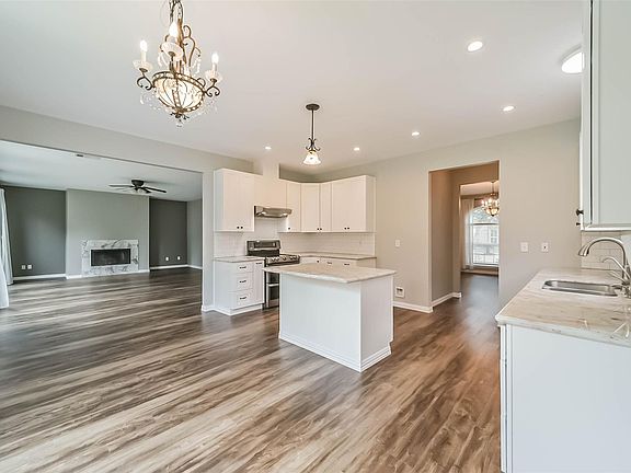 4th image of 6219 Summerville Ln
