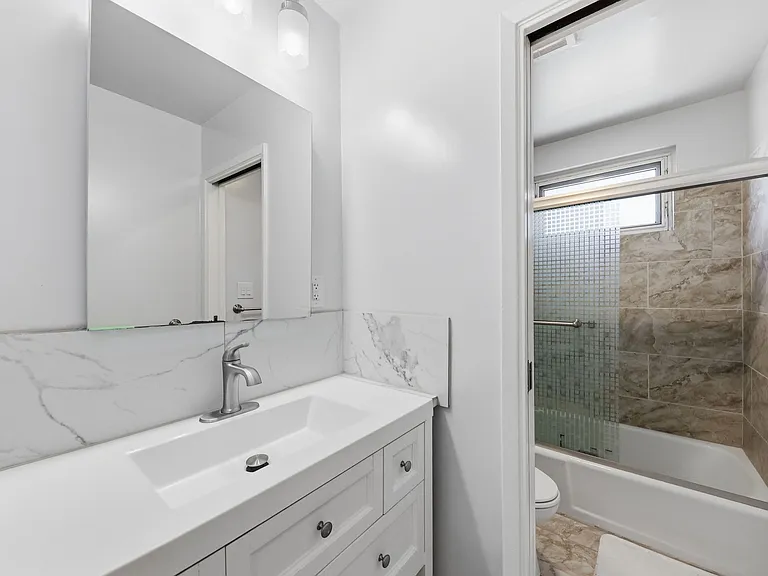 4252 Callan Blvd — Photo 32