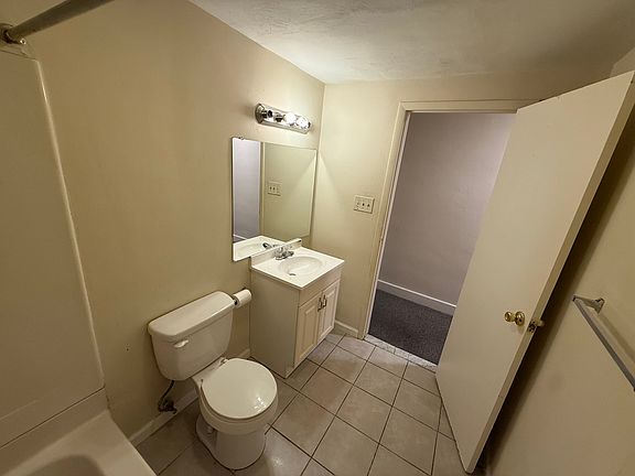 5th image of 813 Wood St APT 7