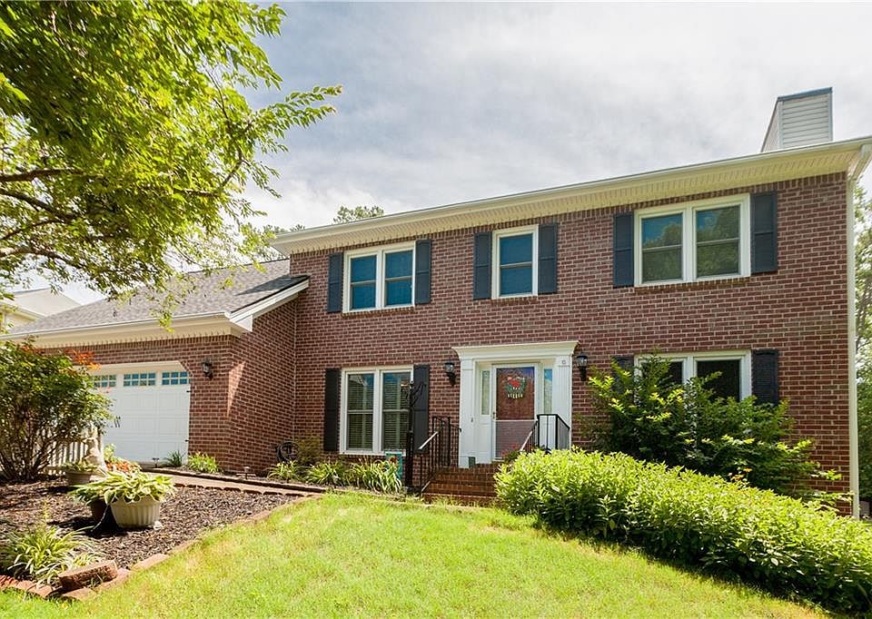 1st image of 314 Justin Dr