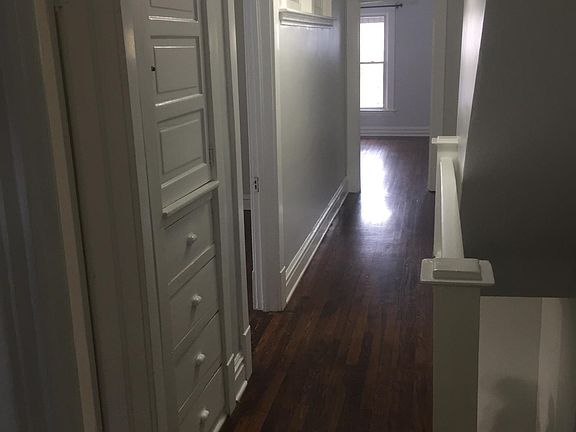 2nd image of 1417 Sigsbee St SE #1