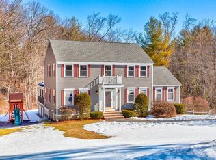 37 Almeria Cir, Westford, MA 01886