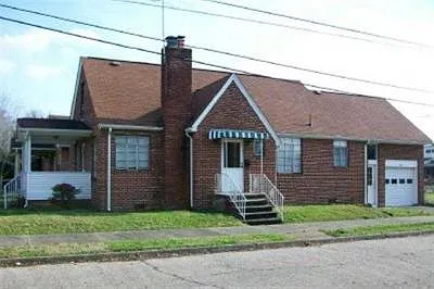3101 Merrill Ave photo 1