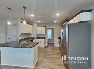 522 Somerset Ln, Clarksville, TN 37042