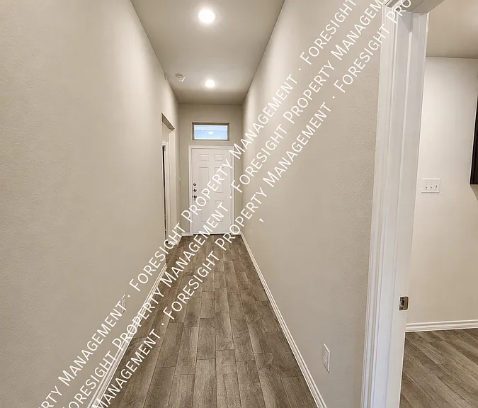 538 Concho St — Photo 3