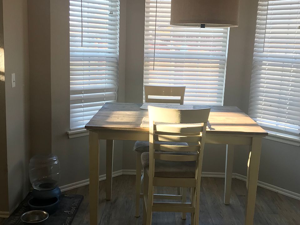 Breakfast nook