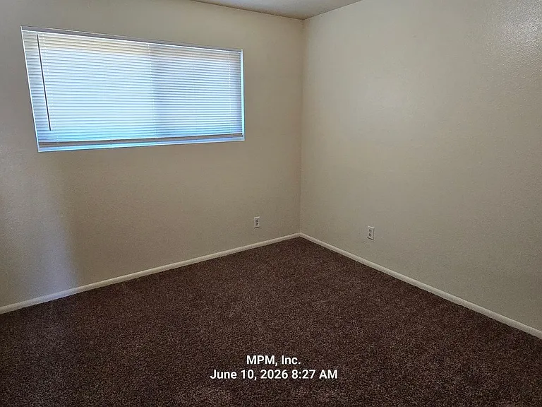 345 Vine St — Photo 8