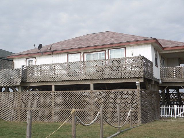1st image of 163 S Lake Dr