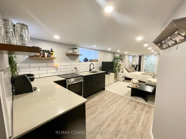 264 Sterling Rd #Basement, Toronto, ON M6R 2B9