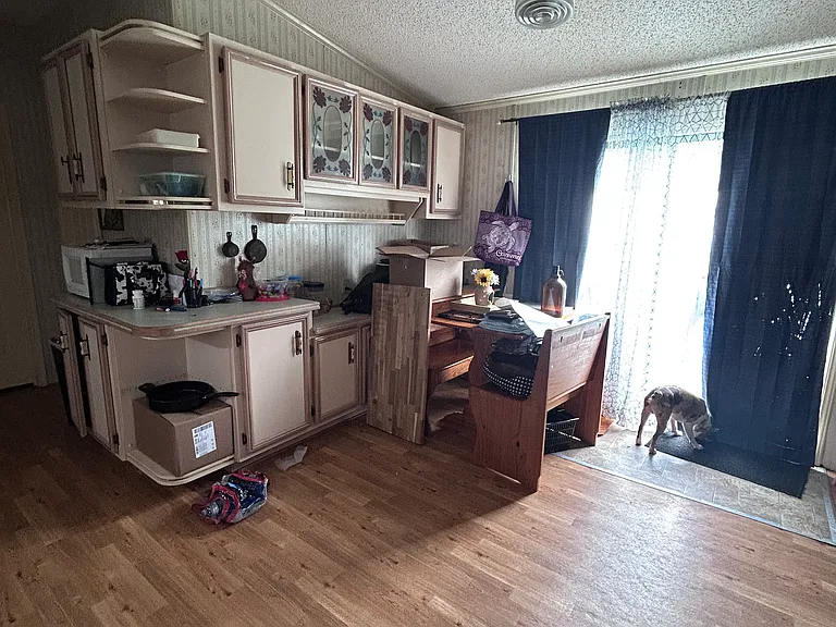 137 Curtis Ln — Photo 20