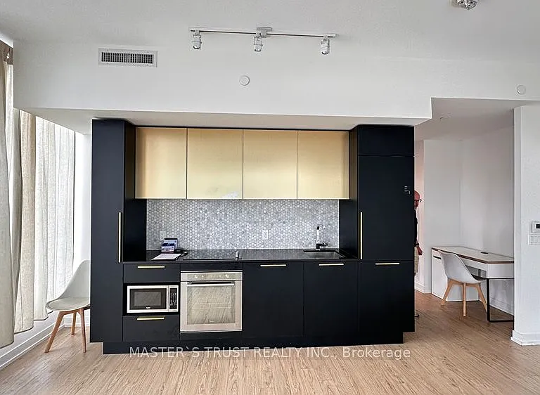 85 Wood St #2303 — Photo 8
