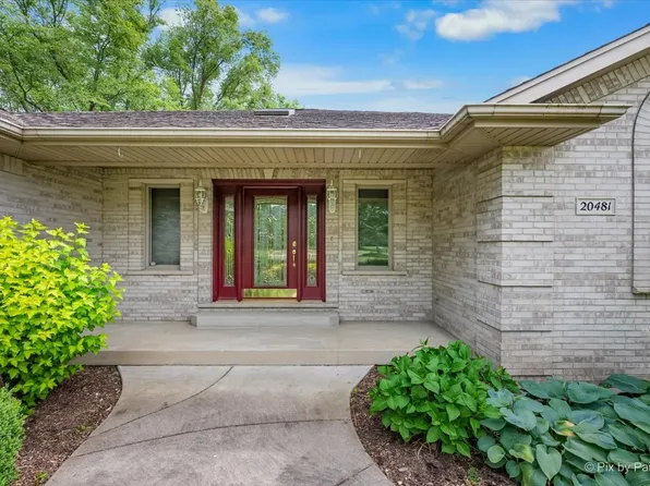 20481 Parade Ct, Marengo, IL 60152