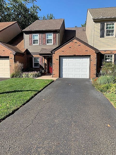 Welcome to 8 Oxford Court!