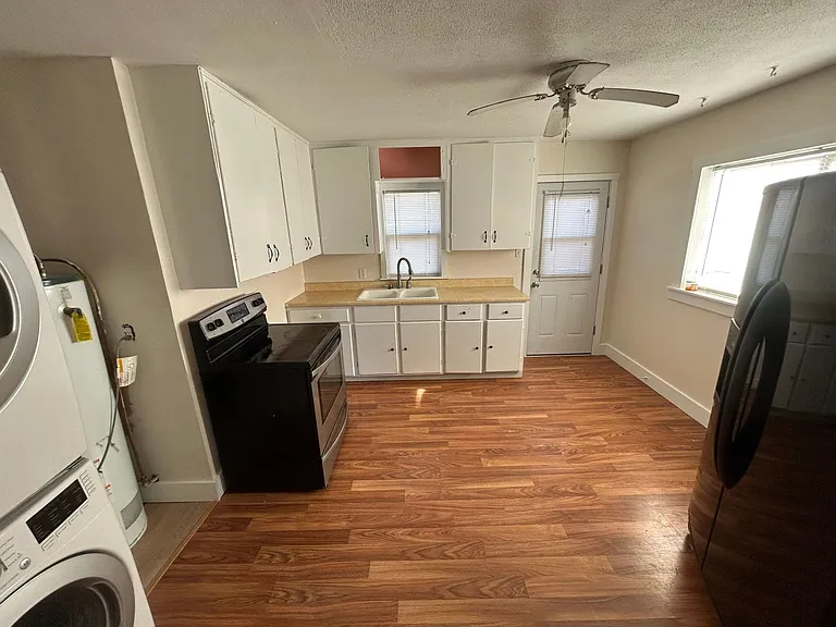 602 N 5th Ave — Photo 4