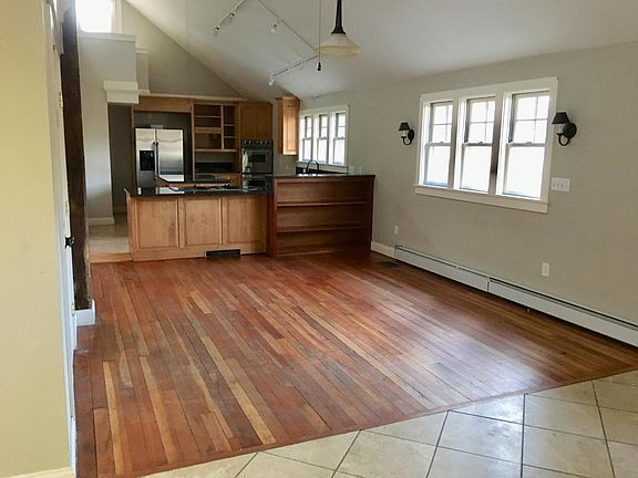 Open Space Dining Area