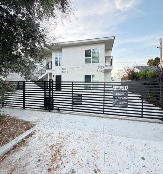 5191 Lindley Ave — Photo 1