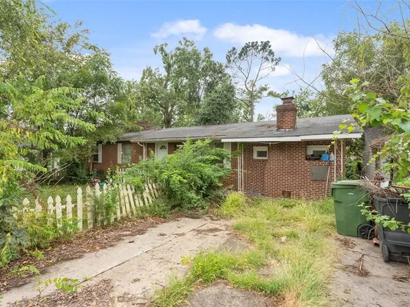 702 S 6th St, Rogers, AR 72756