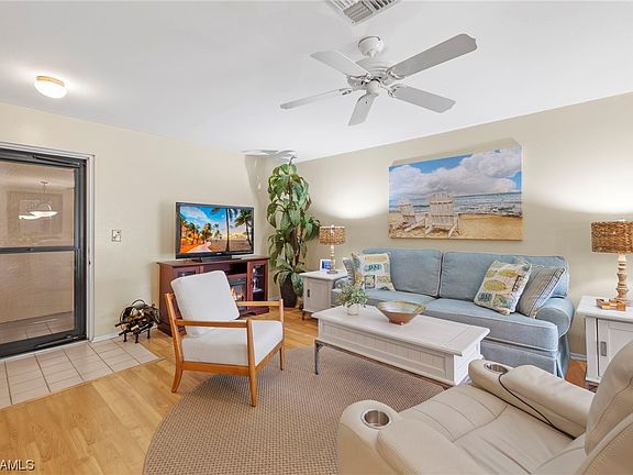 4th image of 13264 White Marsh Ln #3315