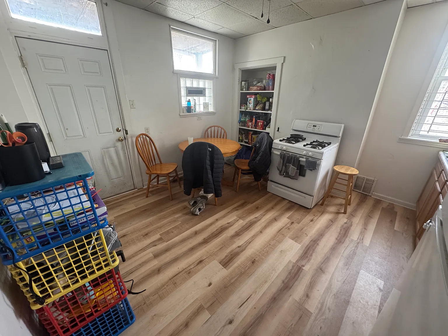 5 bed, $3,000 — Photo 2