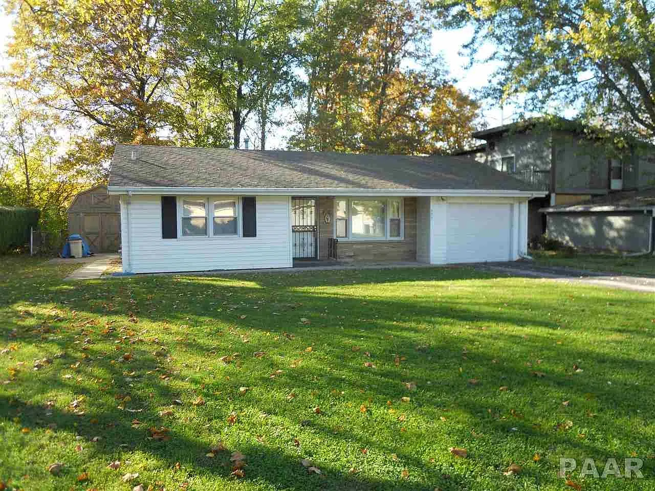 323 S Barnewolt Dr photo 1
