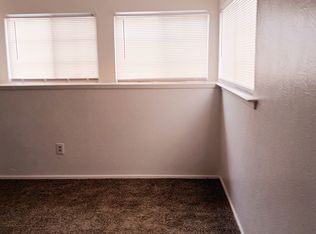 12915 Burninglog Ln, Dallas, TX 75243