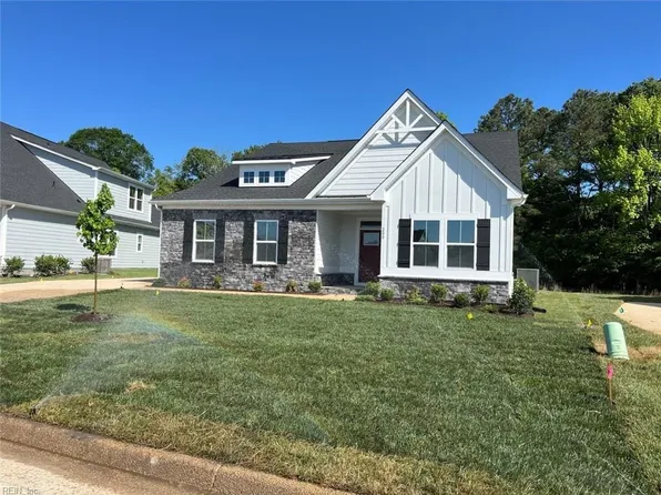200 Ayrshire Loop, Smithfield, VA 23430