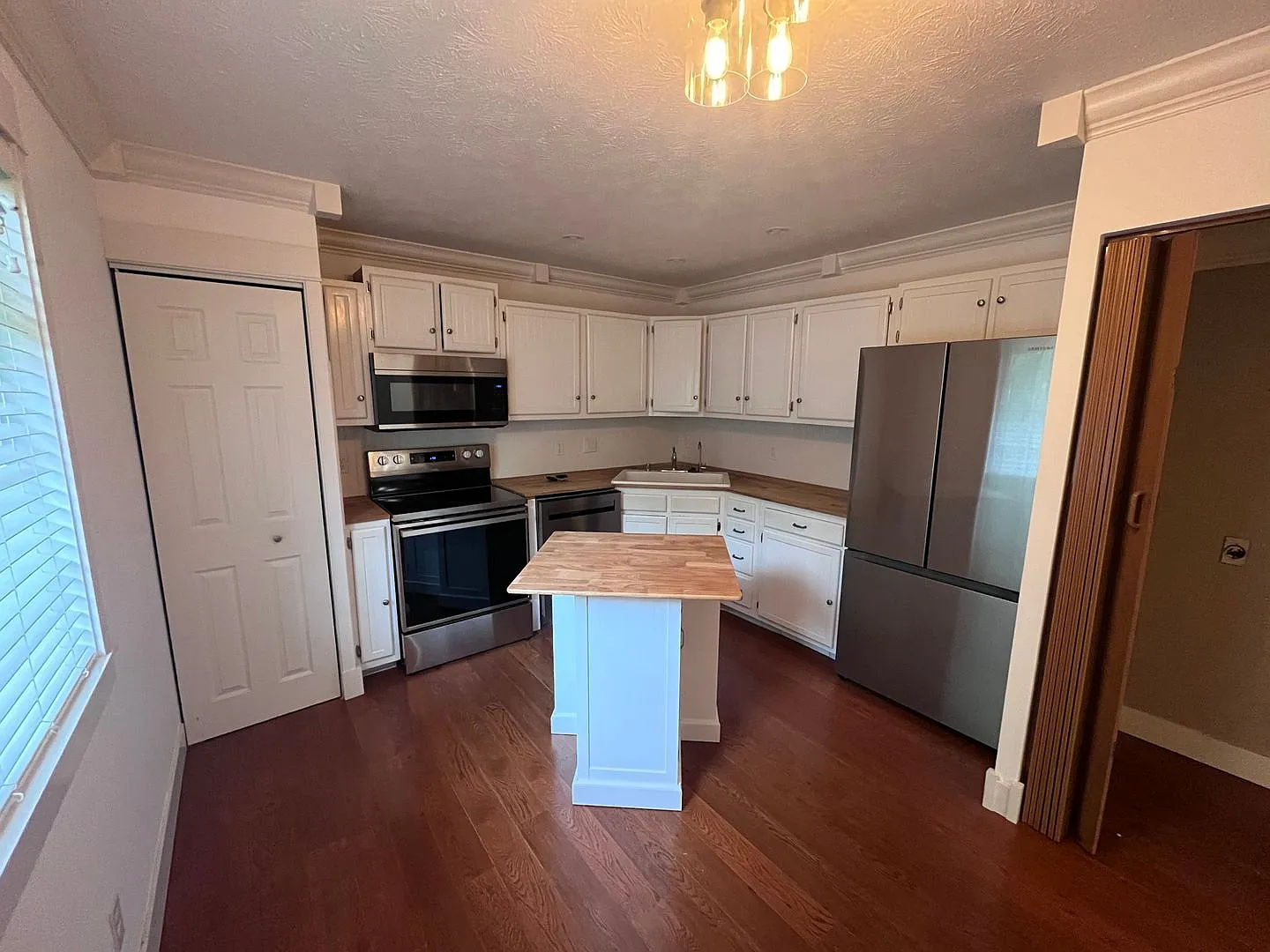 3 Bedroom House! — Photo 4