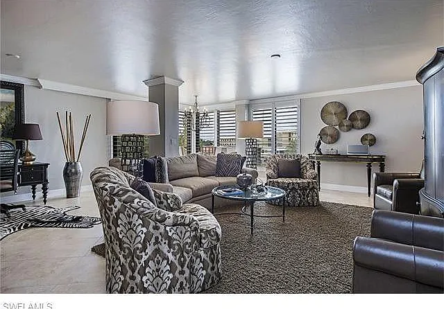 2 bed, 1633 sqft, $10,000 — Photo 3