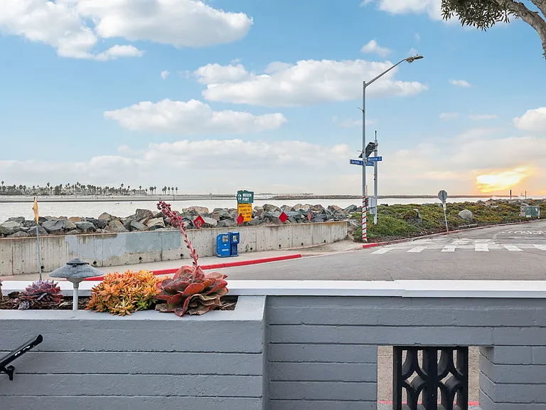 2613 Mission Blvd #8 — Photo 109