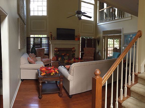 5th image of 3605 Blue Bird Ln