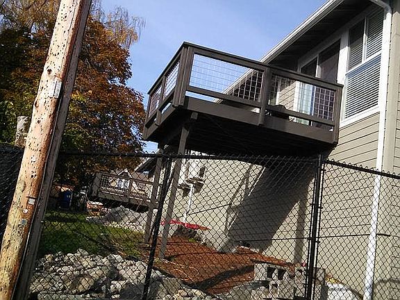 3rd image of 217 Puget St NE