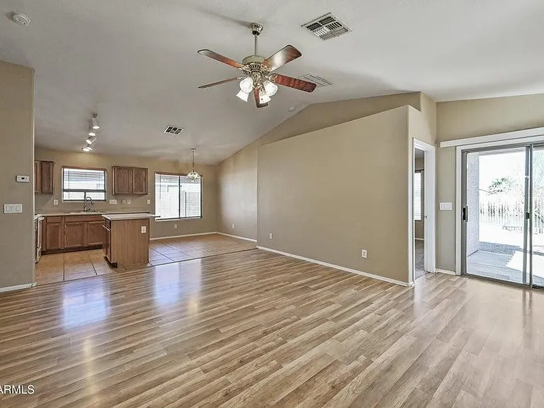 10930 W Wilshire Dr — Photo 22