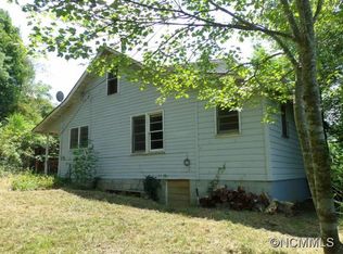 101 Blue Herron Rd, Mars Hill, NC 28754