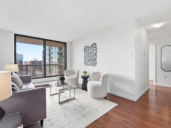 5th image of 605 13th Ave SW #1477073