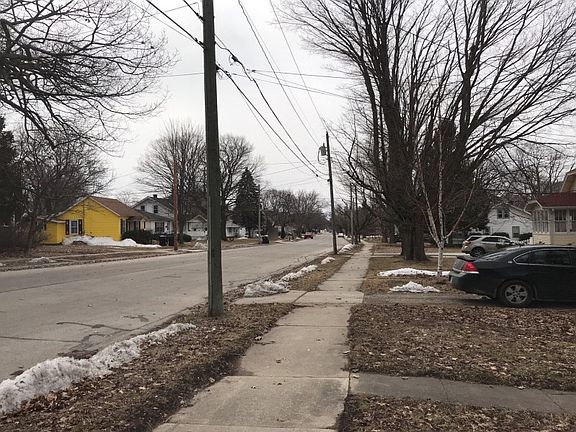 5th image of 727 N 5th Ave