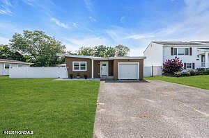 1st image of 488 Amherst Drive