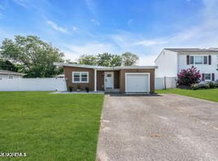 488 Amherst Dr, Brick, NJ 08723