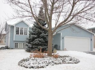 14824 River Xing, Savage, MN 55378